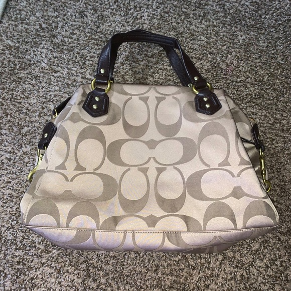 Coach Bag. - Picture 2 of 3